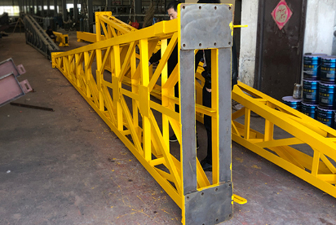 Supporting legs of single girder truss gantry crane