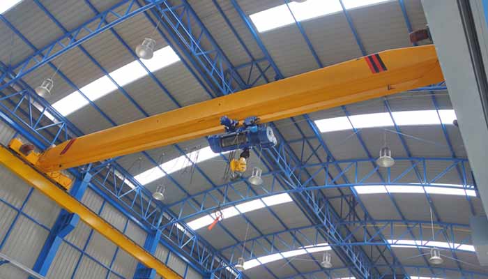 Vital parts of an overhead crane