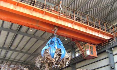 orange peel grab bucket crane